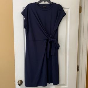 Banana Republic Factory  Navy side tie midi dress